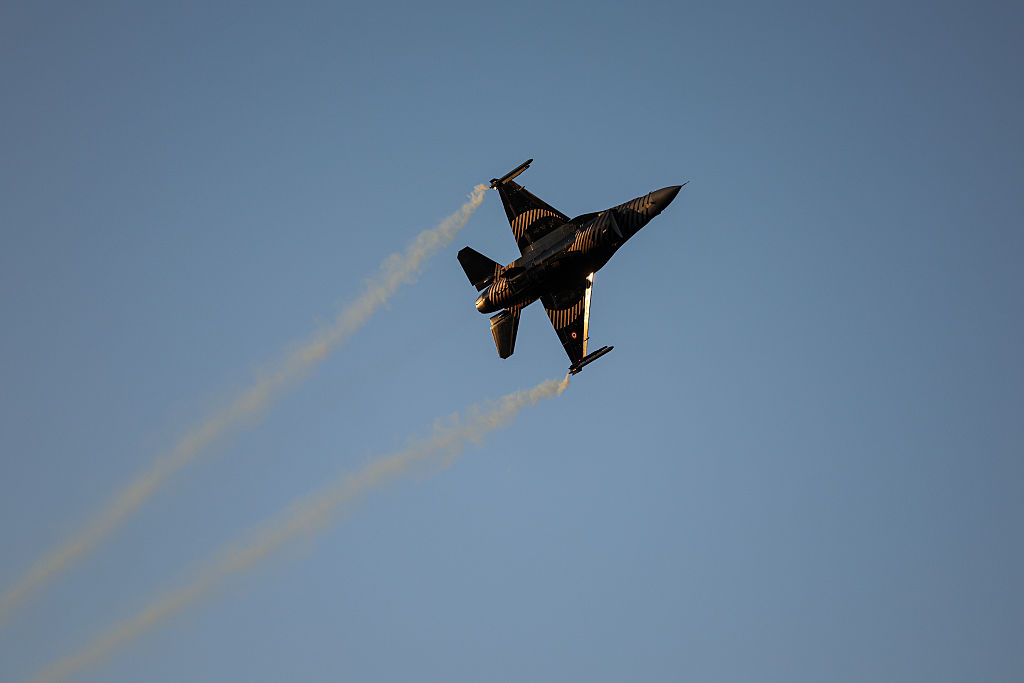Turkey deploys F-16 jets to Somalia as it strengthens economic ties